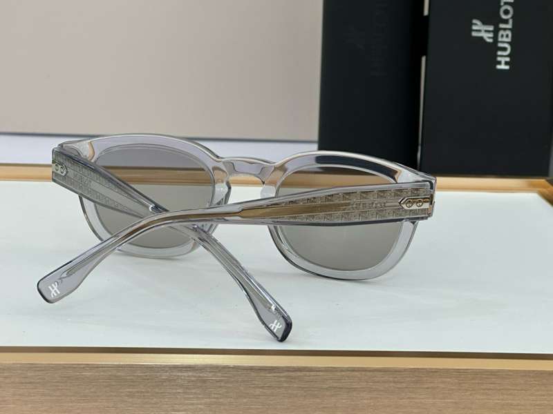 Picture of Hublot Sunglasses _SKUfw55532408fw